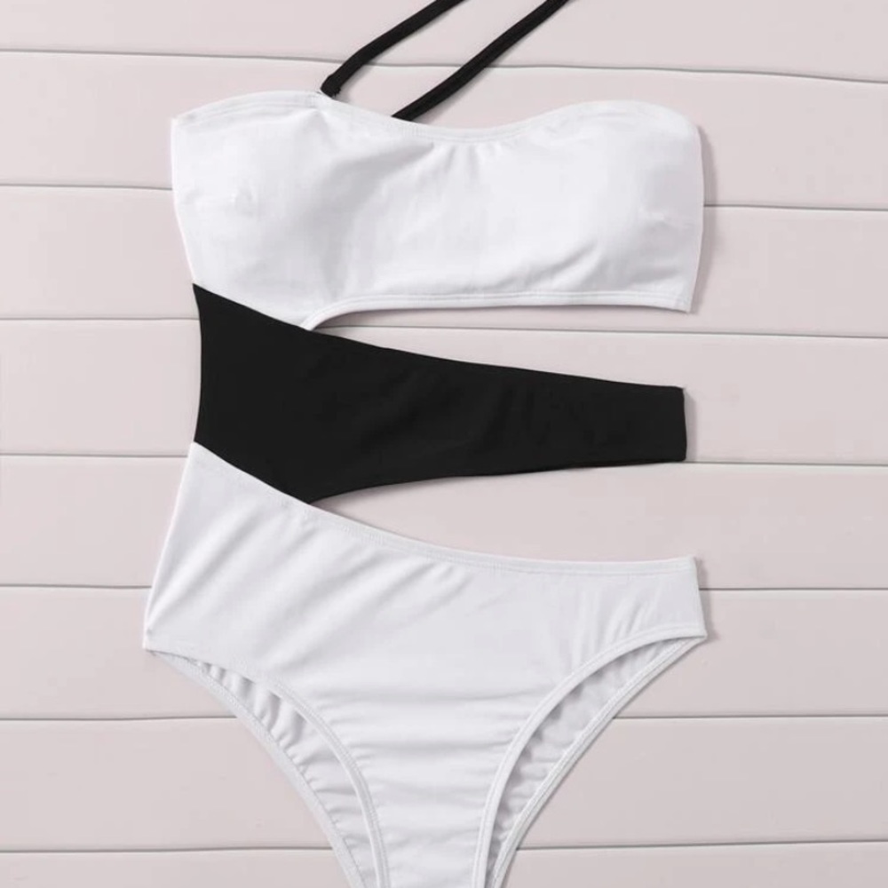 Bathing suit